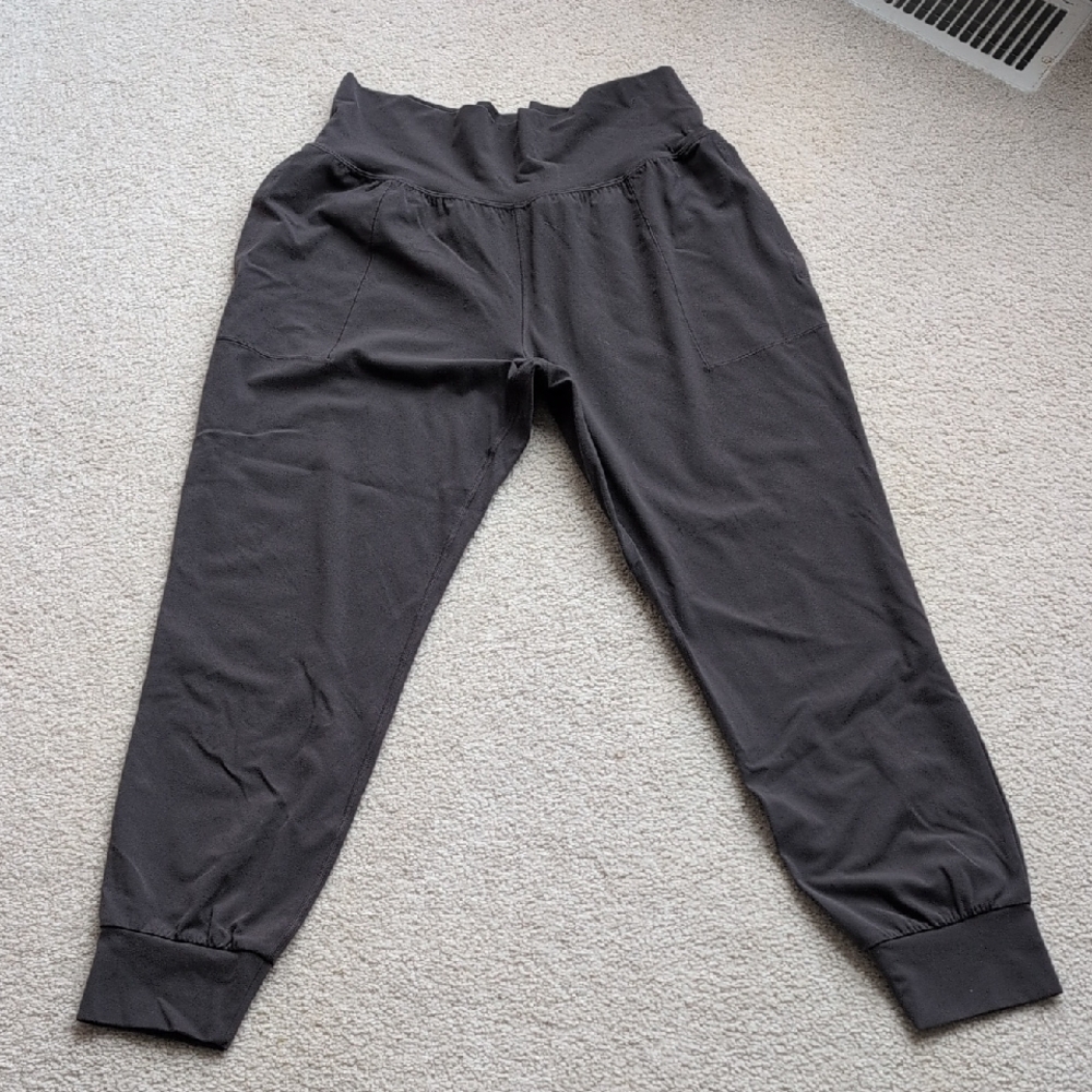 Athleta Salutation Joggers